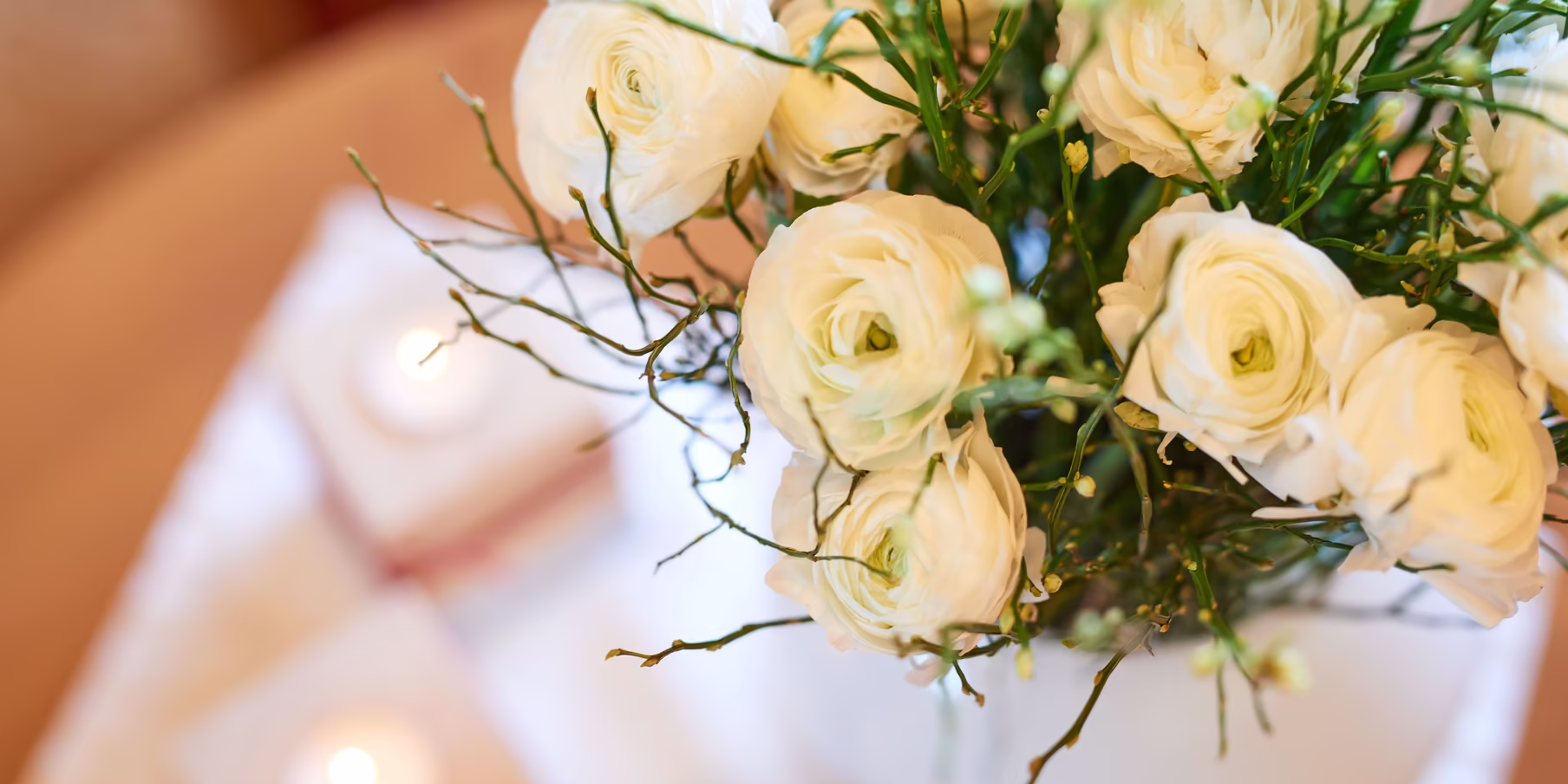 Die Liebe zum Detail findet sich auch in unseren Deko-Objekten wieder Detailaufnahmen Blumenstrauss von oben